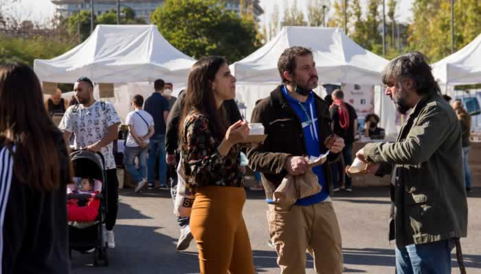 Sabe la Tierra: El Festival 100% Vegano en el Mercado de Pulgas